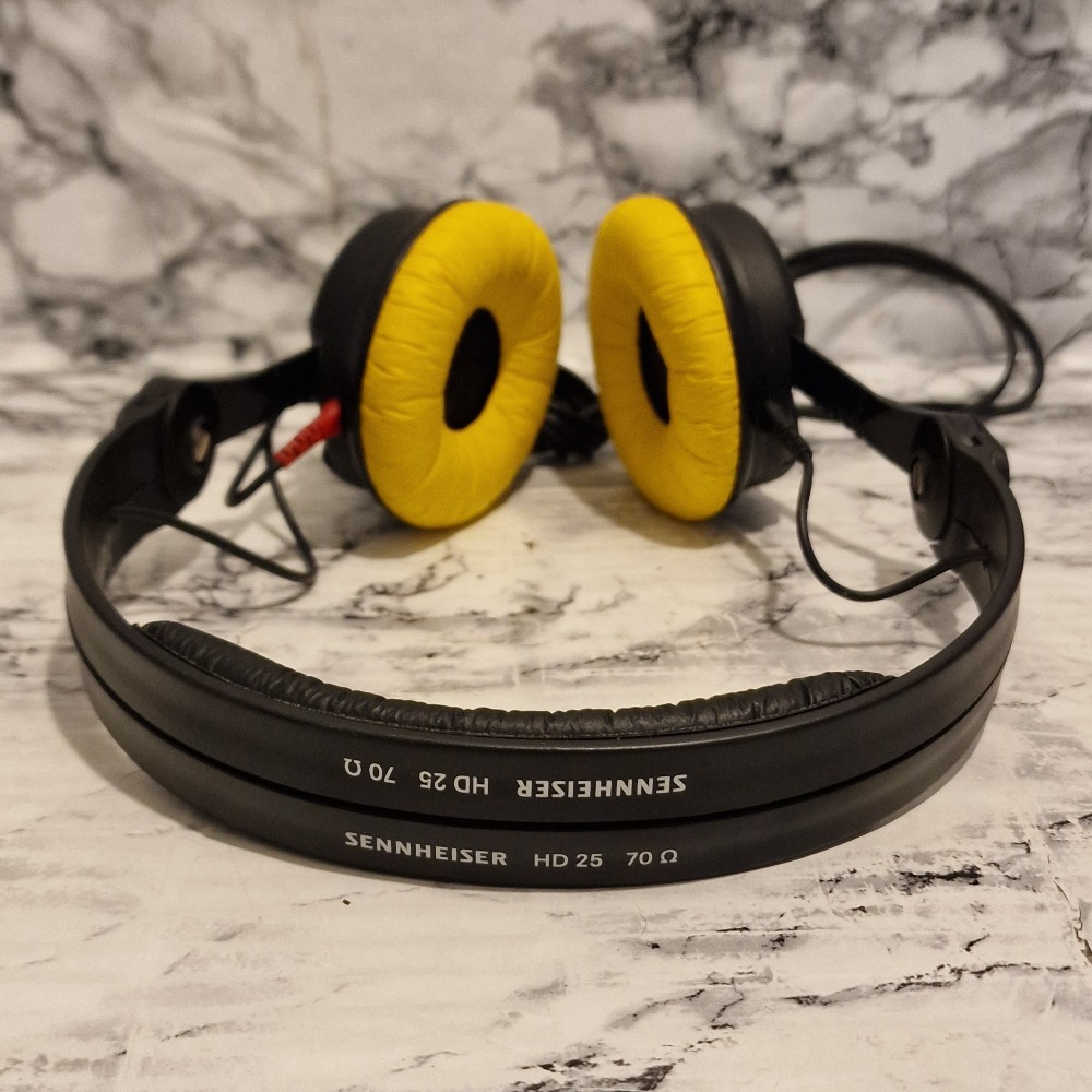 Pre-owned Sennheiser HD25 Limited Edition Yellow 70 Ohms DJ